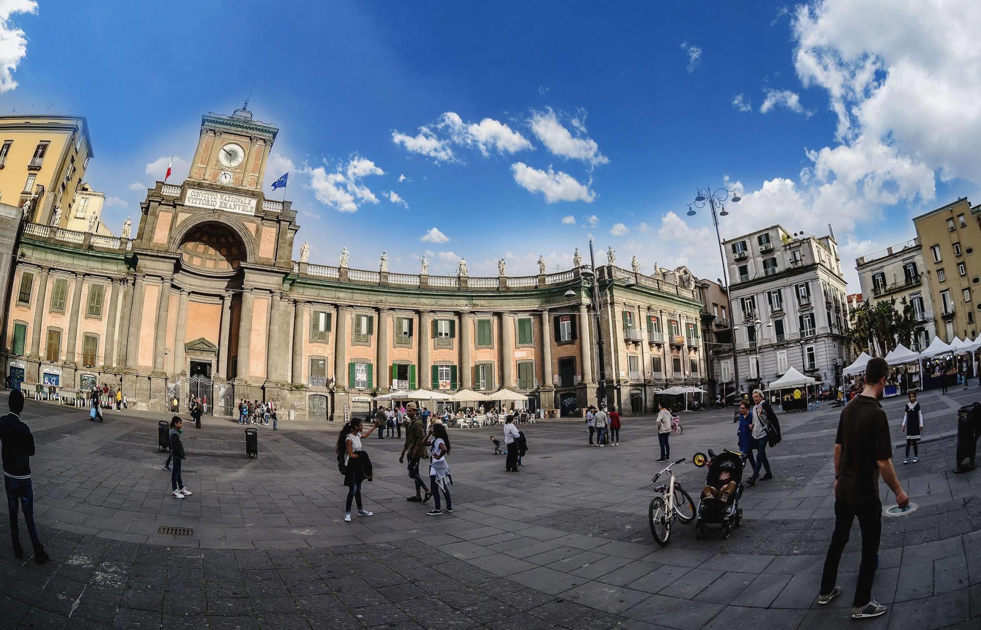 Hotel Le 4 Stagioni Napoli Centro Extérieur photo